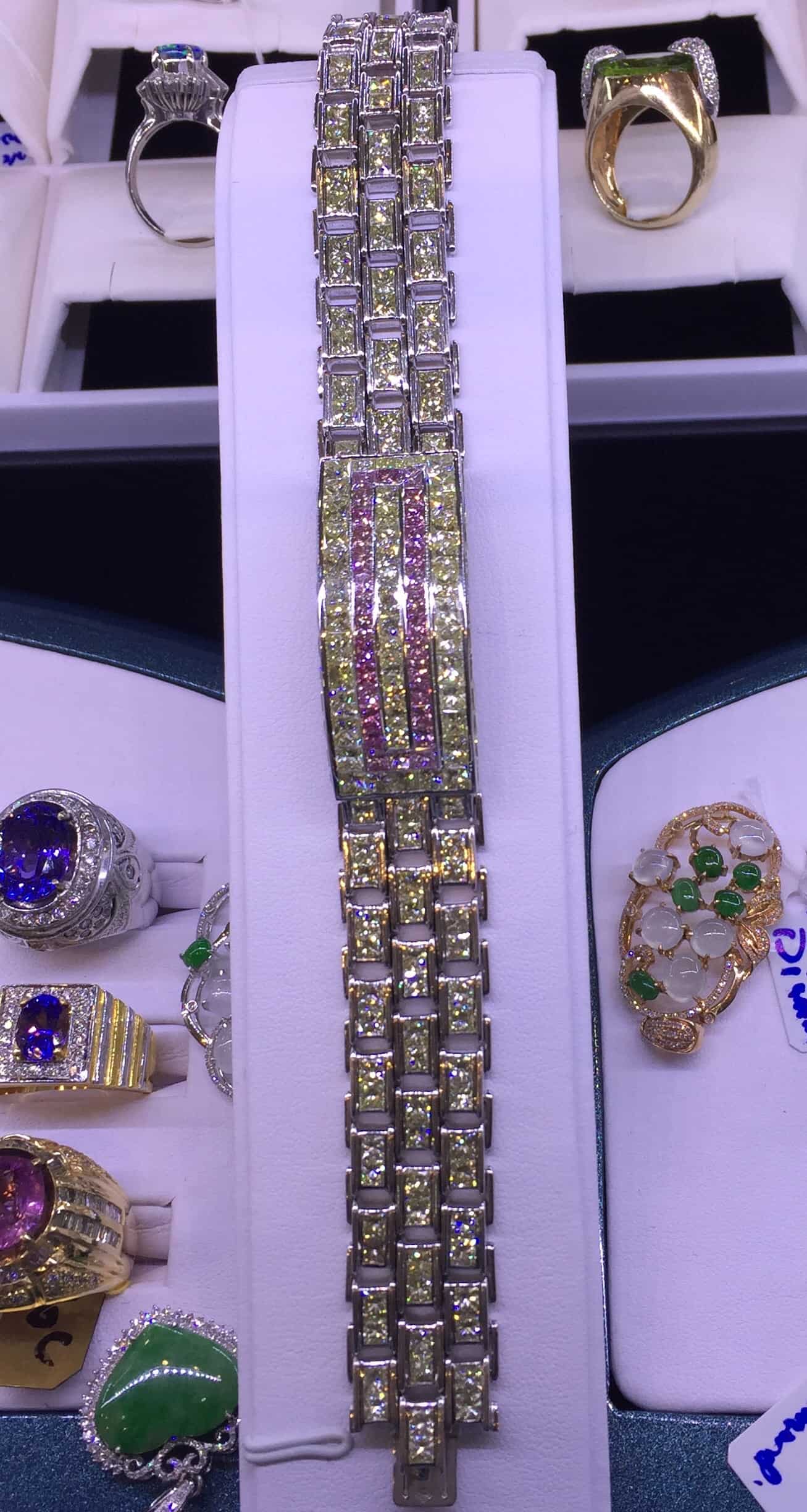 18K WHITE GOLD TENNIS DIAMOND BRACELET - SGD$0 : HJ Watch & Jewellery -  Singapore Reliable Pre-owned Rolex Watch Dealer